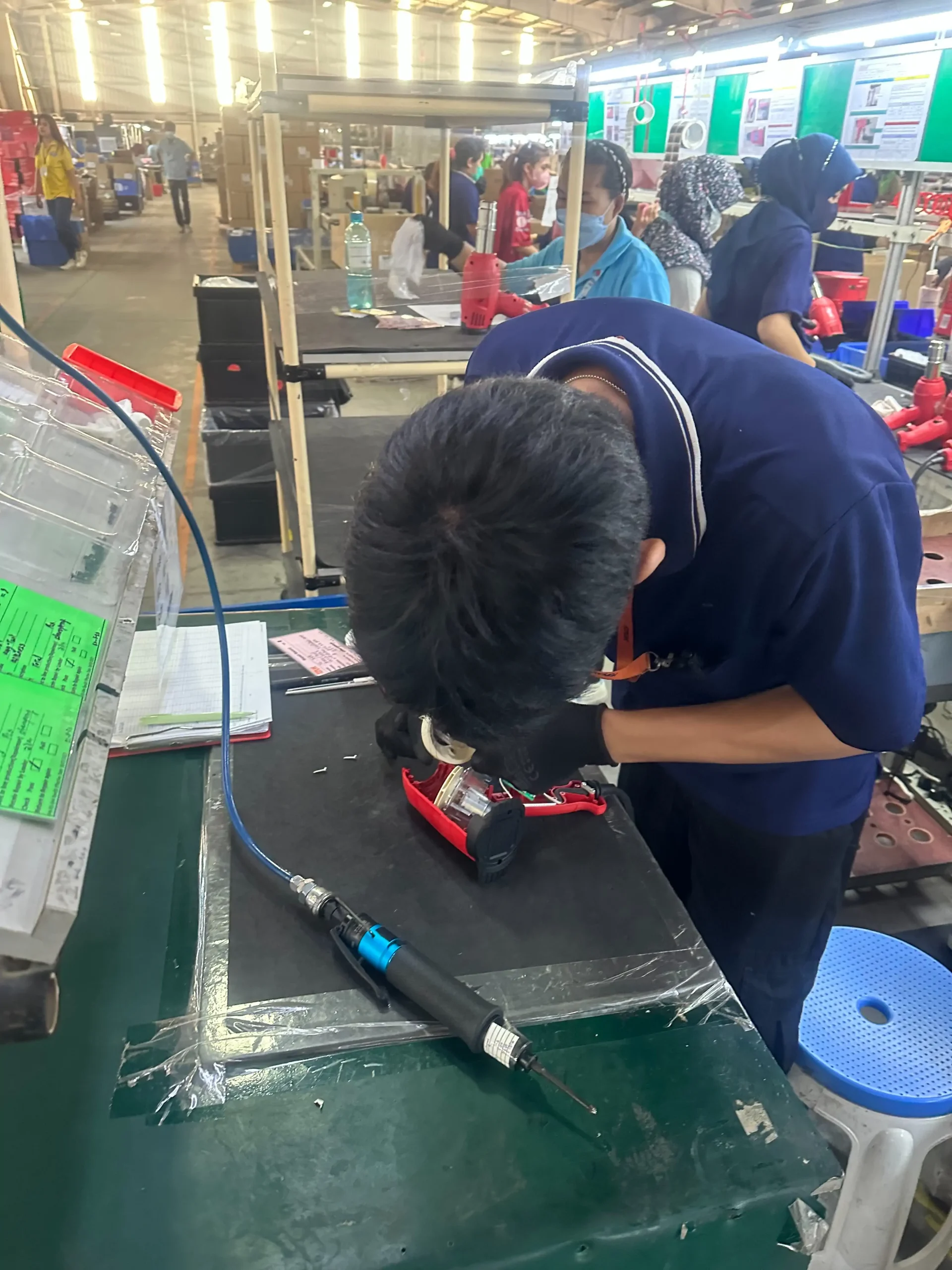 worker9